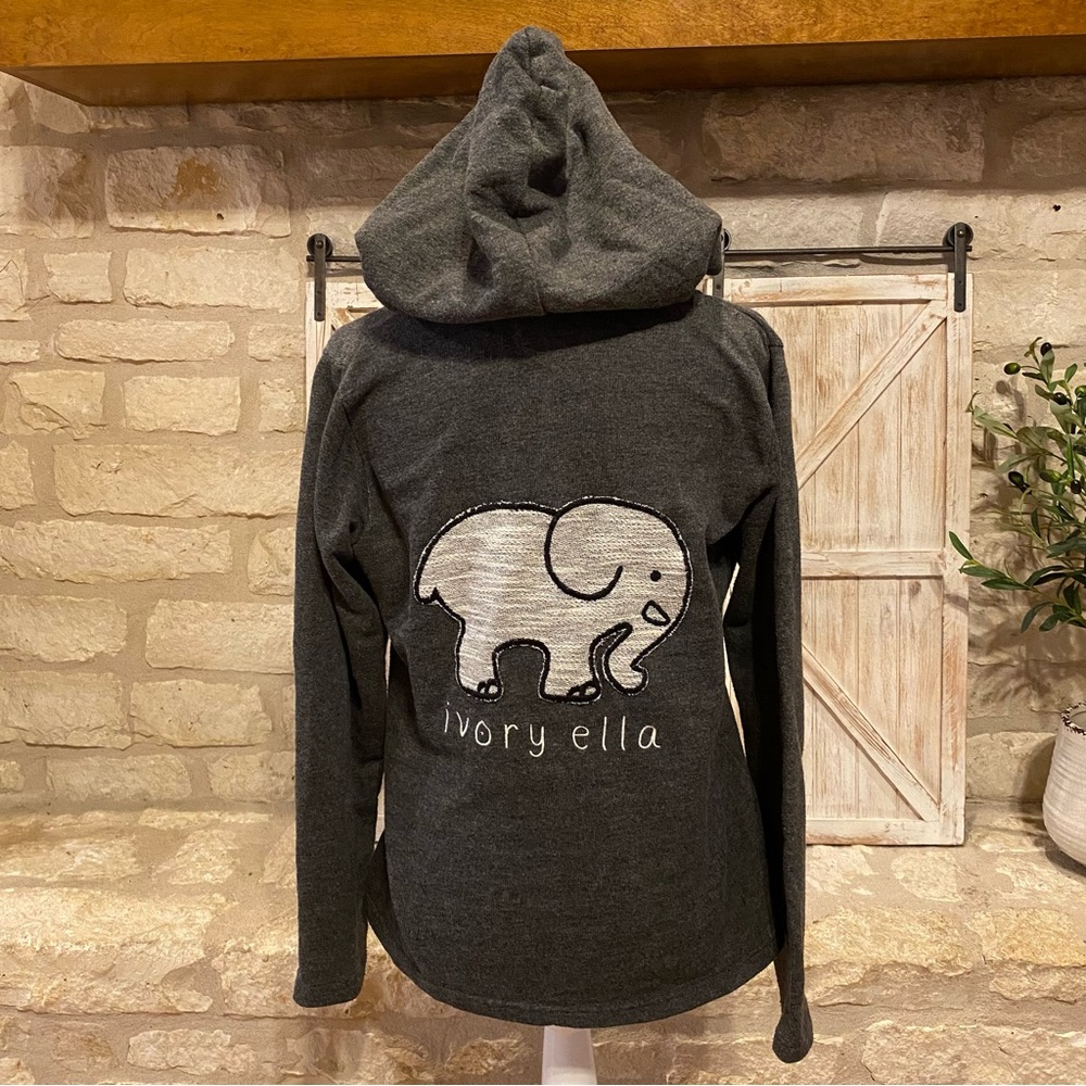 Ivory Ella Quarter Zip
Hoodie